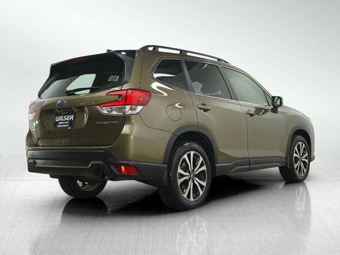 Used 2024 Subaru Forester Limited AWD/4WD image 6