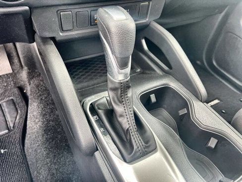 Used 2022 Nissan Frontier S w/ Technology Package RWD image 15