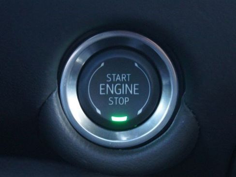 New 2025 Chevrolet Suburban Premier AWD/4WD image 5