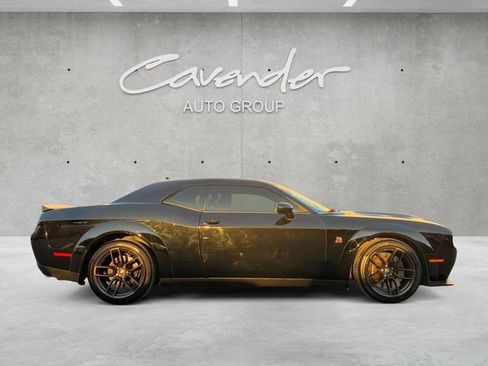 Used 2022 Dodge Challenger R/T Scat Pack RWD image 17