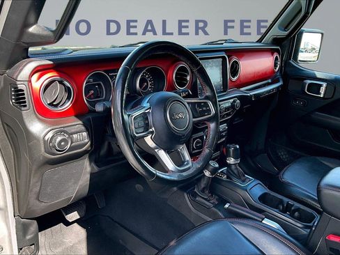 Used 2020 Jeep Wrangler Unlimited Rubicon w/ Dual Top Group AWD/4WD image 17