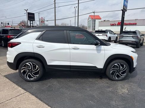 New 2026 Chevrolet TrailBlazer RS w/ Convenience Package AWD/4WD image 5