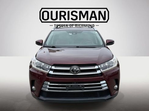 Used 2018 Toyota Highlander Limited Platinum AWD/4WD image 2