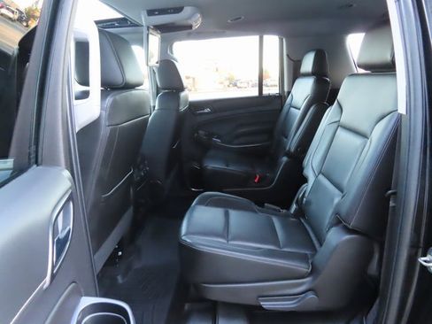 Used 2020 GMC Yukon XL SLT image 20