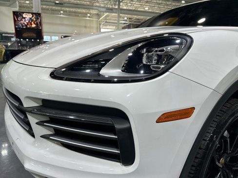 Used 2019 Porsche Cayenne AWD/4WD image 23