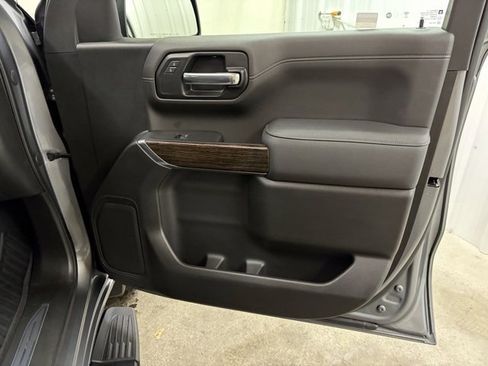 Used 2022 GMC Sierra 1500 Elevation image 25