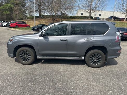 Used 2021 Lexus GX 460 Premium w/ Premium Package image 8