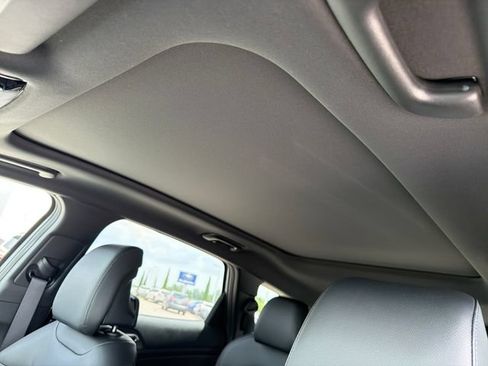 New 2026 Kia Sportage X-Line w/ X-Line Premium Package AWD/4WD image 16