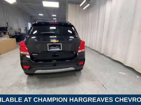 Certified 2020 Chevrolet Trax LT w/ LT Convenience Package image 9