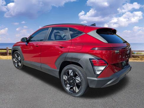 Used 2025 Hyundai Kona SEL FWD image 6