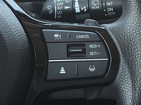 Used 2023 Honda Pilot LX image 20