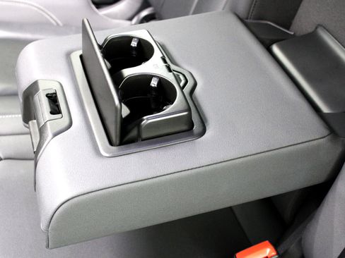 Used 2019 Audi Q8 Premium w/ Convenience Package image 40