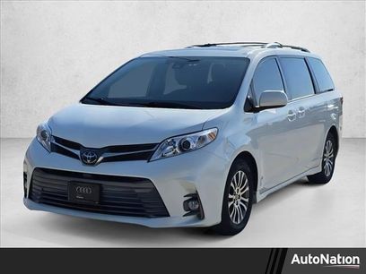 Used 2020 Toyota Sienna XLE