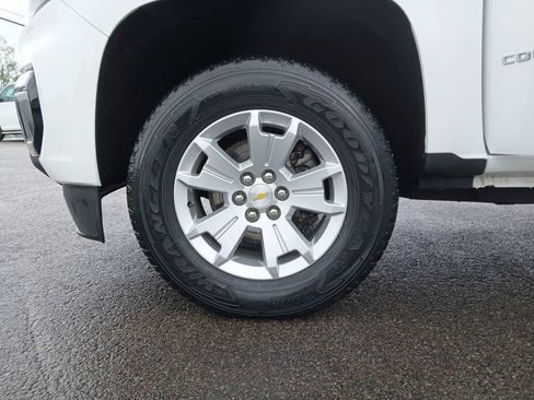Used 2022 Chevrolet Colorado LT w/ Fleet Safety Package AWD/4WD image 24