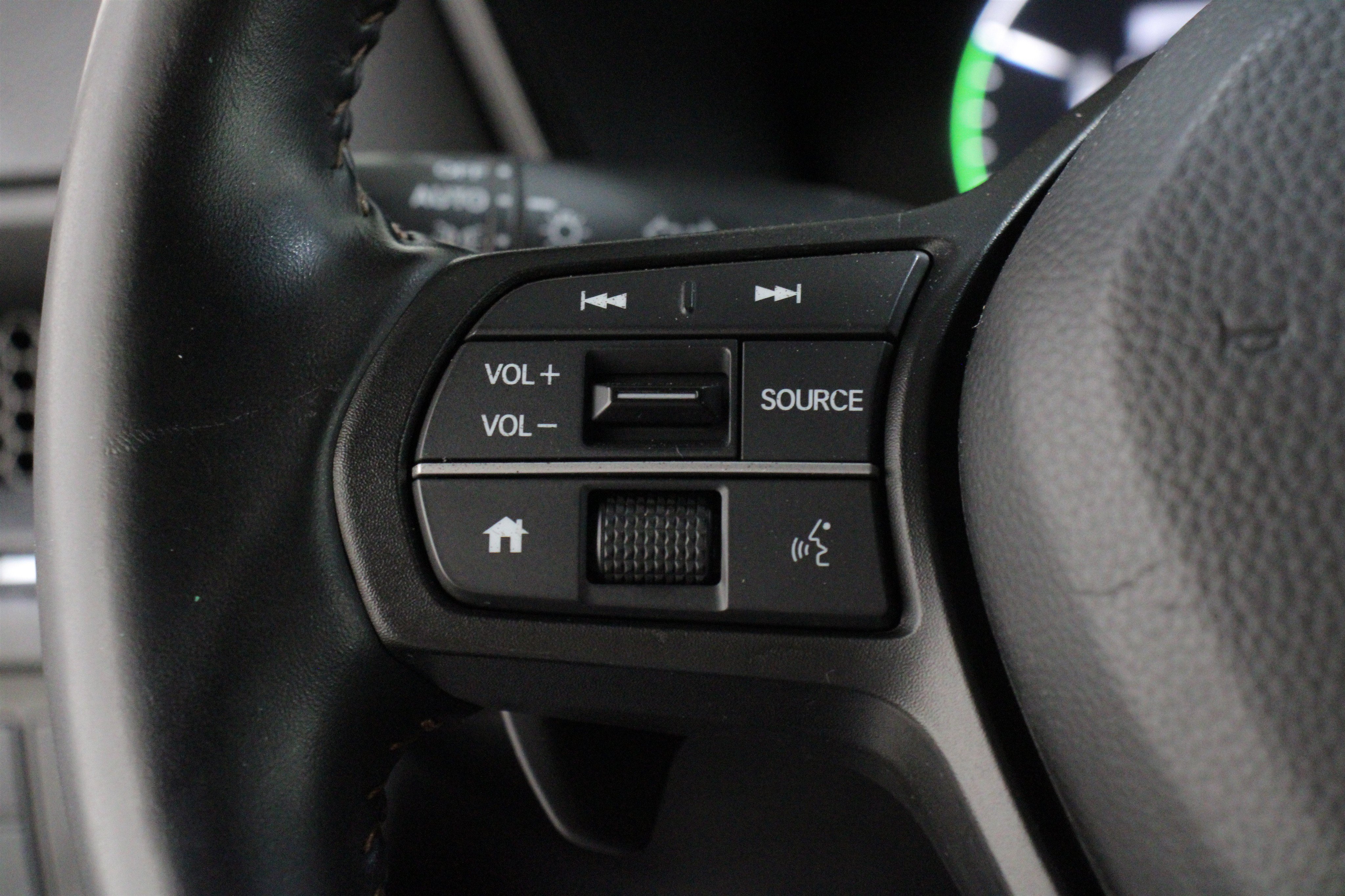 Used 2024 Honda CR-V Sport image 9