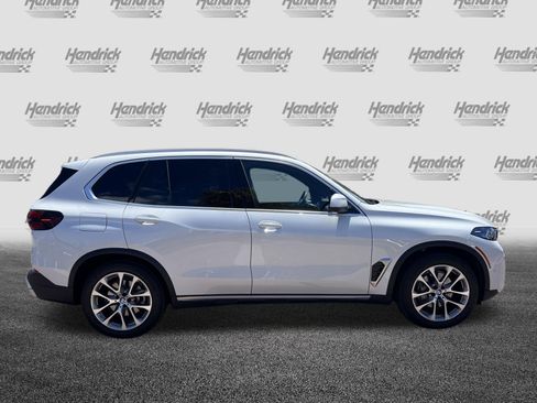 Certified 2026 BMW X5 xDrive40i AWD/4WD image 11