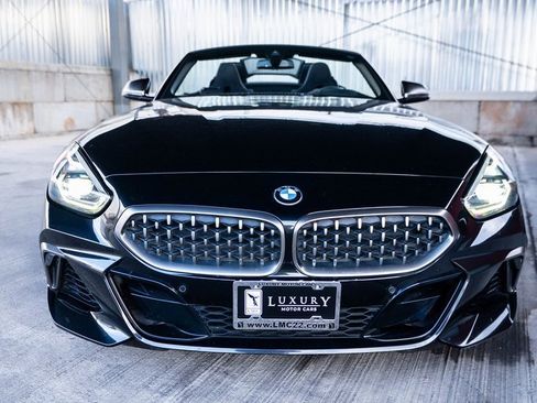Used 2020 BMW Z4 M40i w/ Premium Package image 3