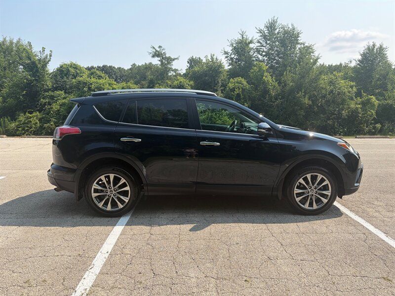 Used 2017 Toyota RAV4 Limited w/ Carpet Mat Package AWD/4WD image 6