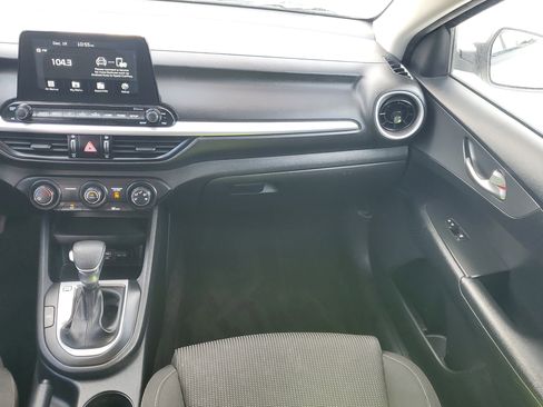Used 2020 Kia Forte Sedan image 16