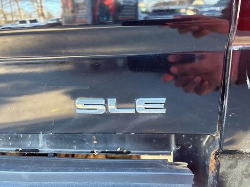 Used 2017 GMC Sierra 2500 SLE image 33