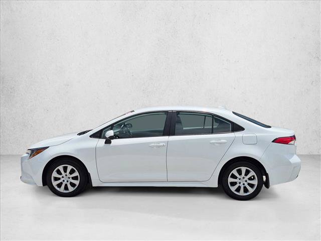 Used 2025 Toyota Corolla LE FWD image 9