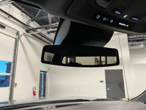 Used 2025 GMC Sierra 1500 SLT image 20