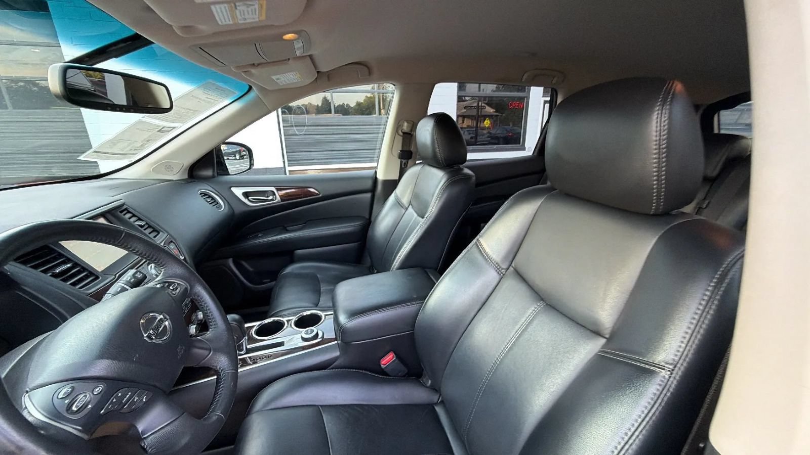 Used 2014 Nissan Pathfinder SL w/ SL Tech Package AWD/4WD image 19