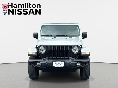 Used 2022 Jeep Gladiator Sport AWD/4WD image 6