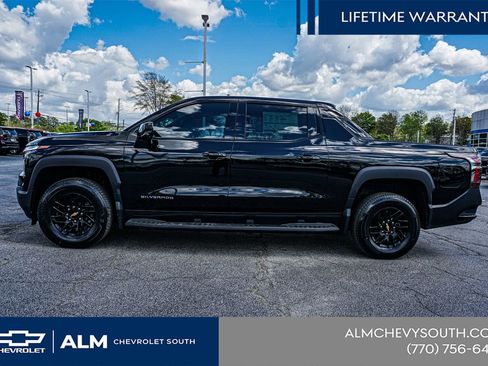 New 2026 Chevrolet Silverado EV LT AWD/4WD image 11