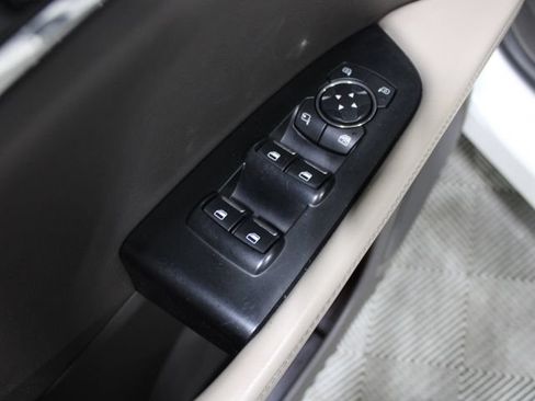 Used 2022 Lincoln Nautilus Reserve AWD/4WD image 21