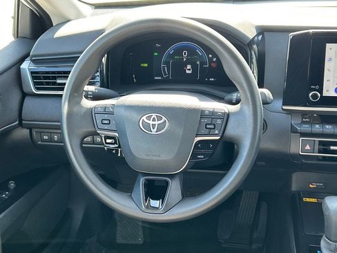 Certified 2025 Toyota Camry LE FWD image 37