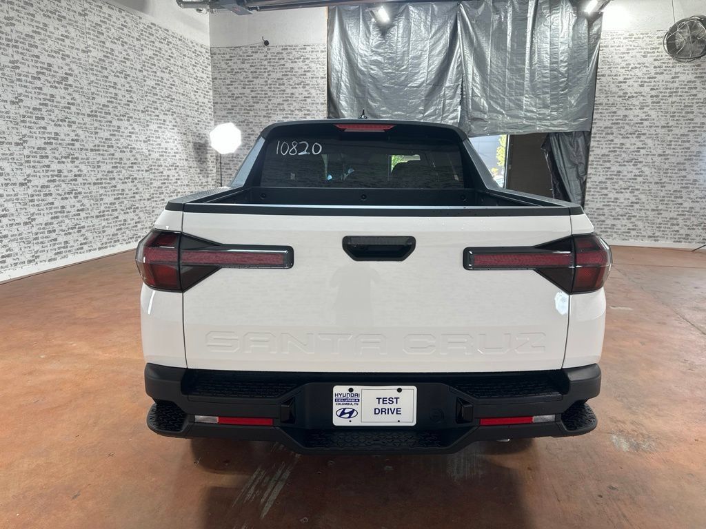 New 2027 Hyundai Santa Cruz SE FWD image 6