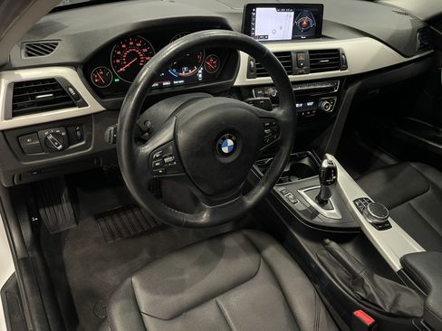 Used 2018 BMW 320i xDrive Sedan w/ Convenience Package AWD/4WD image 13