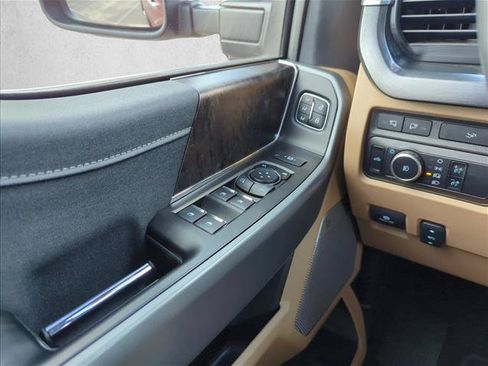 Used 2024 Ford F250 Lariat w/ Chrome Package AWD/4WD image 27
