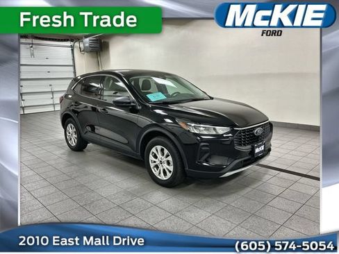 Certified 2024 Ford Escape Active AWD/4WD image 1