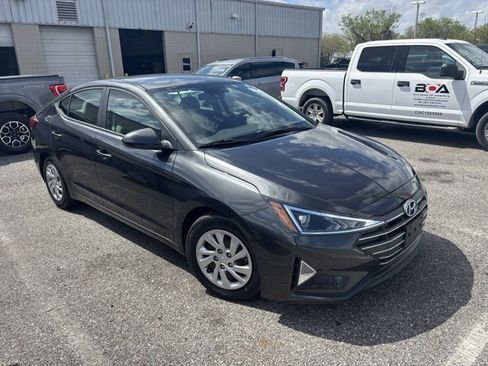 Used 2020 Hyundai Elantra SE image 7