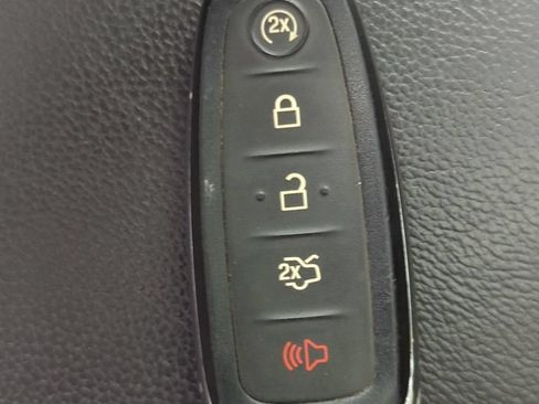 Used 2015 Ford Escape Titanium AWD/4WD image 22