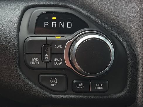 Used 2025 RAM 1500 Warlock AWD/4WD image 28