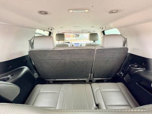 Used 2018 Chevrolet Tahoe LT AWD/4WD image 31