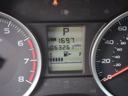 Used 2015 Subaru Forester 2.5i Premium w/ All-Weather Package image 31