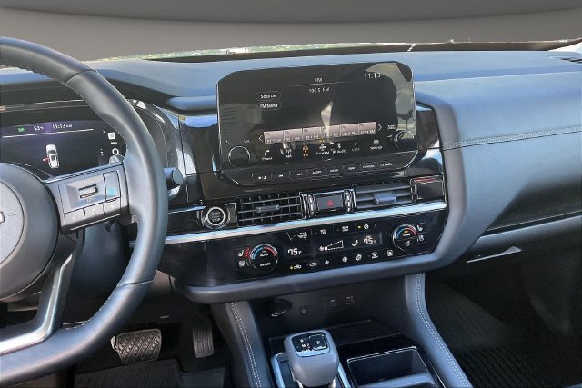 Certified 2024 Nissan Pathfinder Platinum w/ Cargo Package FWD image 6
