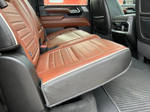 Used 2024 GMC Sierra 2500 Denali Ultimate image 21
