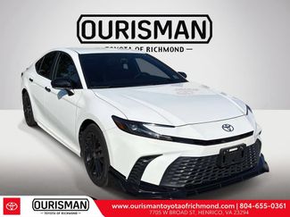 Used 2025 Toyota Camry SE FWD video 1