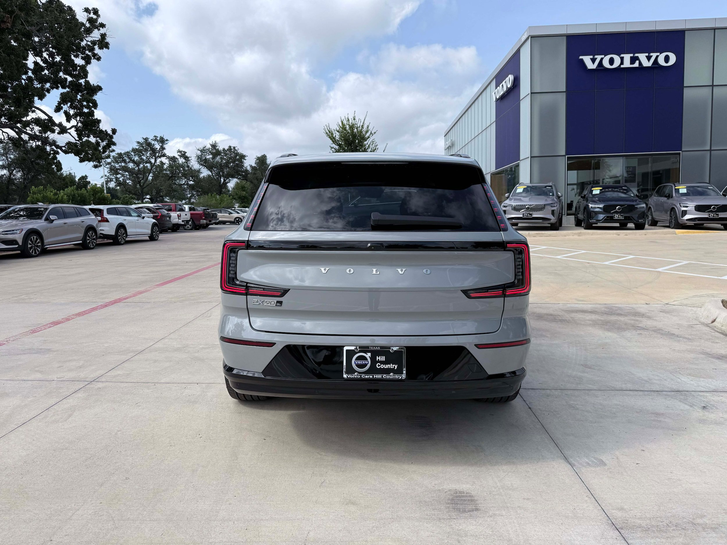 New 2026 Volvo EX90 Plus AWD/4WD image 5