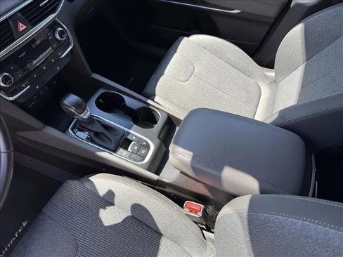 Used 2020 Hyundai Santa Fe SEL w/ Convenience Package FWD image 13