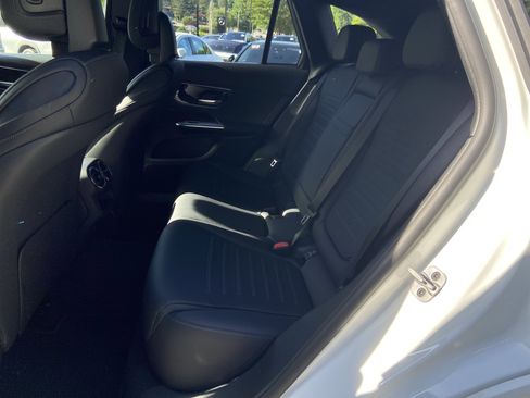 Certified 2025 Mercedes-Benz GLC 350e 4MATIC image 40