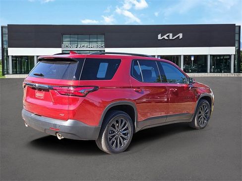 Used 2023 Chevrolet Traverse RS image 4