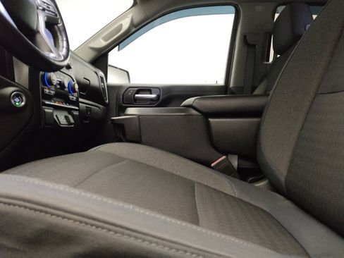 Used 2019 Chevrolet Silverado 1500 LT w/ Texas Edition RWD image 17