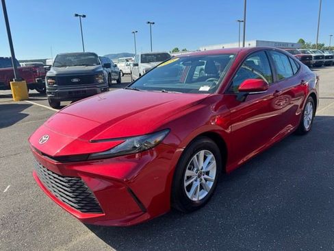 Used 2025 Toyota Camry LE FWD image 3
