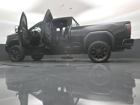 Used 2025 GMC Sierra 3500 AT4 w/ AT4 Premium Plus Package AWD/4WD image 60